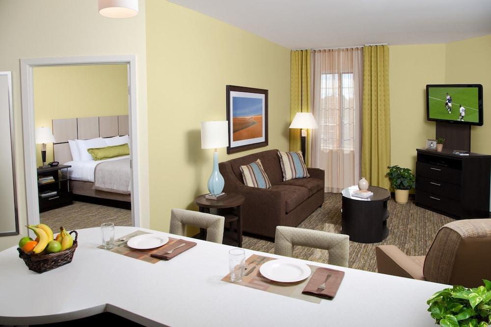 Candlewood Suites - Omaha Millard Area By Ihg Exterior photo